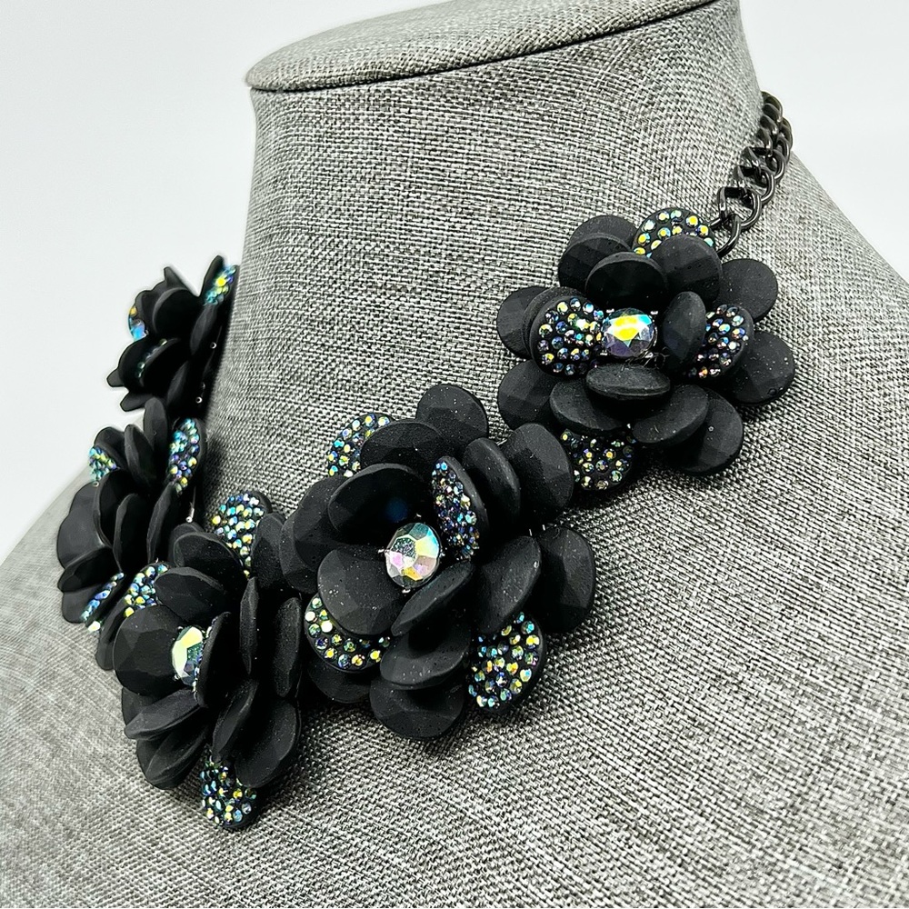 Betsey Johnson ‘Dark Magic’ Black Floral Necklace & Earrings Set Retired/HTF! - Picture 5 of 14